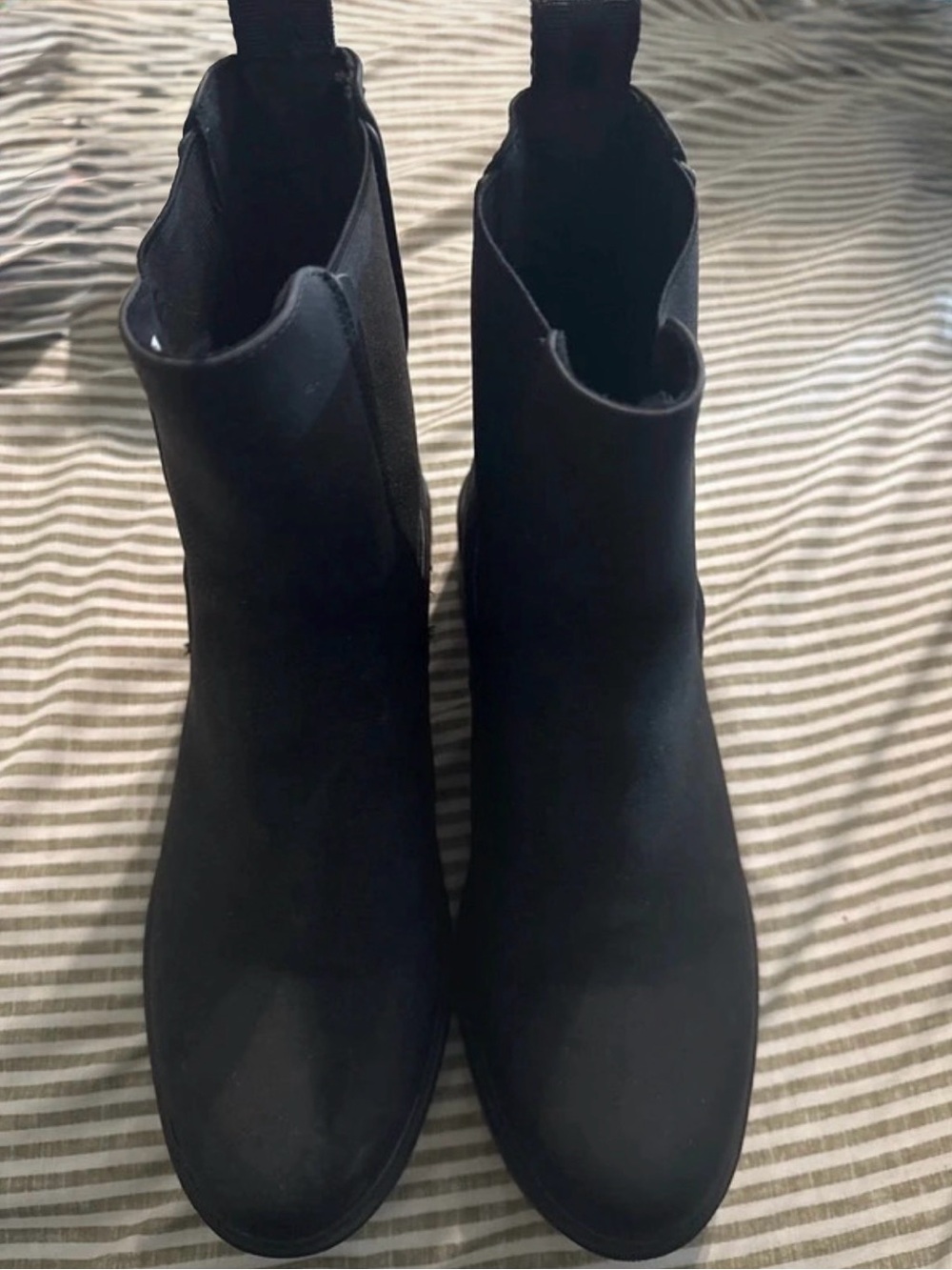 Women rocket dog boots